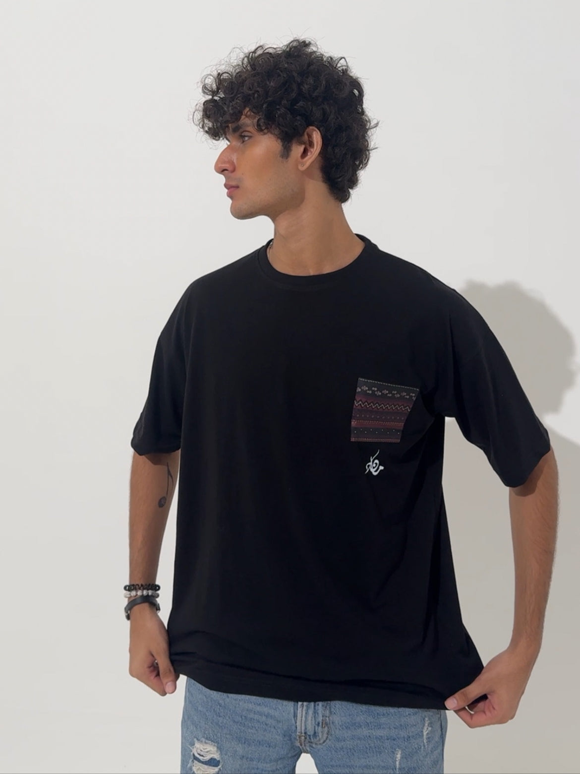 BLACK OVERSIZED PRINTED T-SHIRT